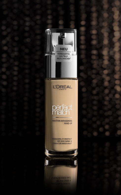 Perfect Match Foundation by L'Oréal captured by advertising photographer Antonio Barros