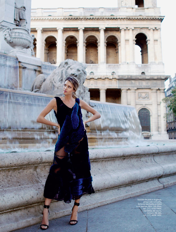 Éditorial de mode pour INSTYLE BRAZIL avec HELENA BORDON