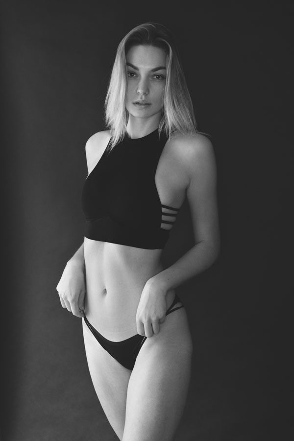 Boudoir de la Mariée: Séance photo lingerie boudoir mariage avec Cecile Fourrier par le photographe Antonio Barros