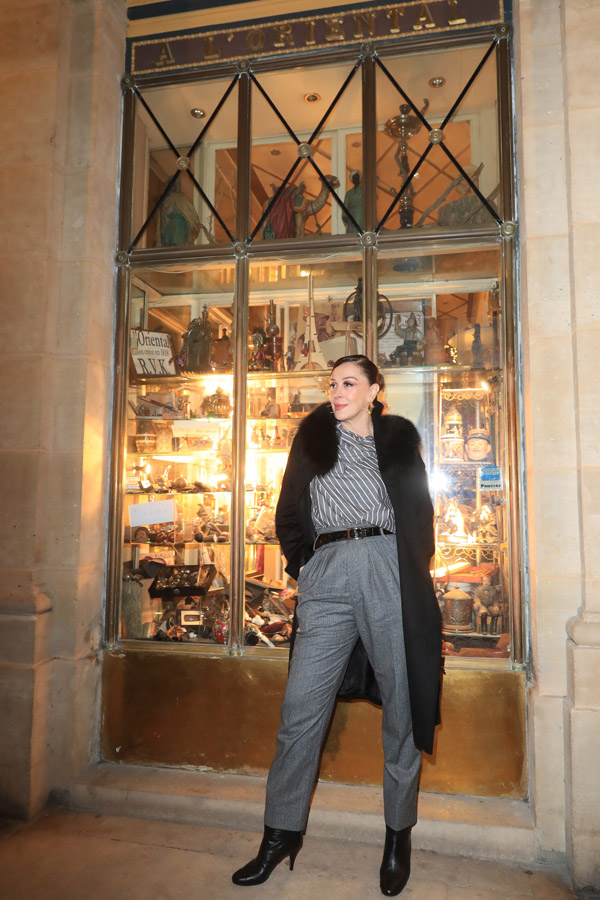 Photo éditoriale mode avec Claudia Raia pour Vogue Brésil. Antonio Barros photographe mode Paris