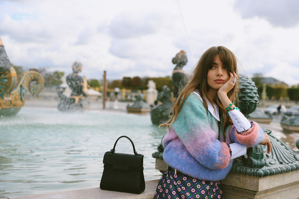 Photo éditoriale mode avec Mara Lafontan. Antonio Barros photographe Paris