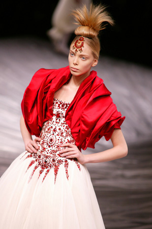 alexander mcqueen a/w 2009 - pr�t-�-porter - Paris by Antonio Barros